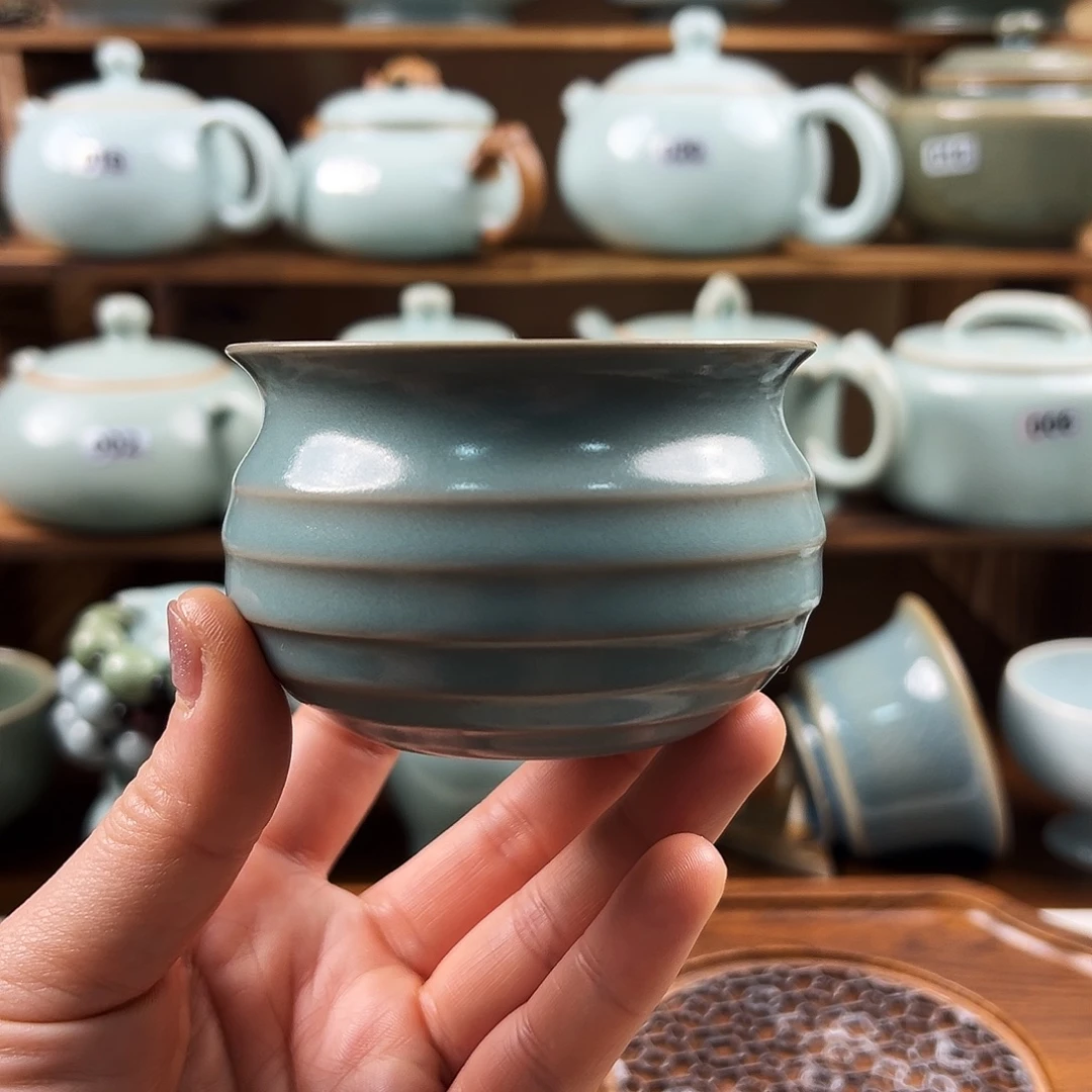 仿古青绿釉水福袋杯主人杯