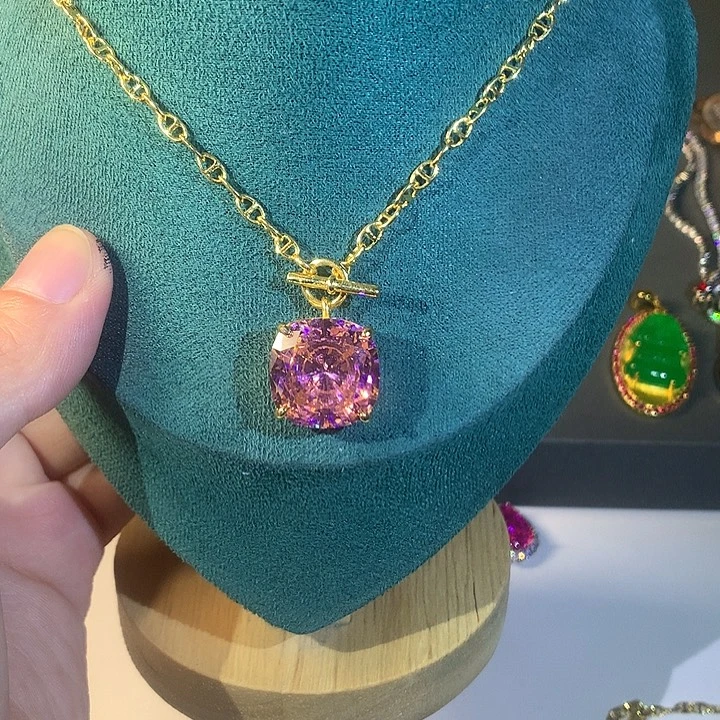 非金属60吊坠。