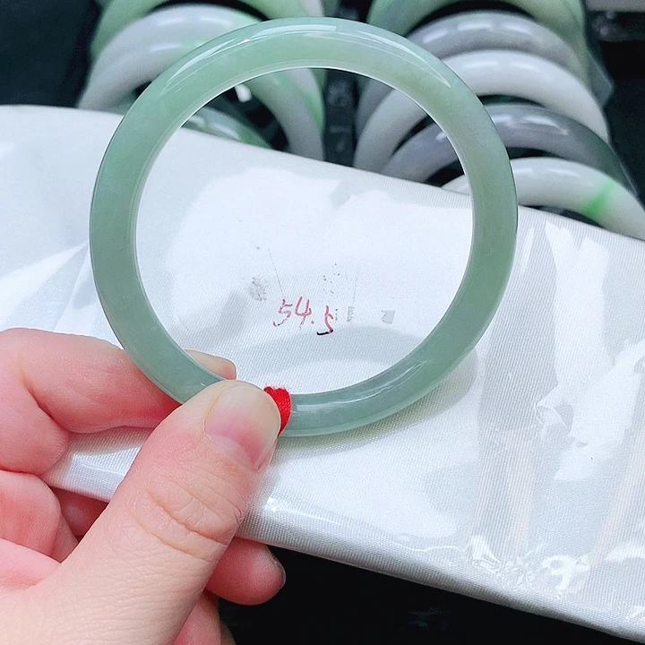 翡翠未镶嵌手镯120