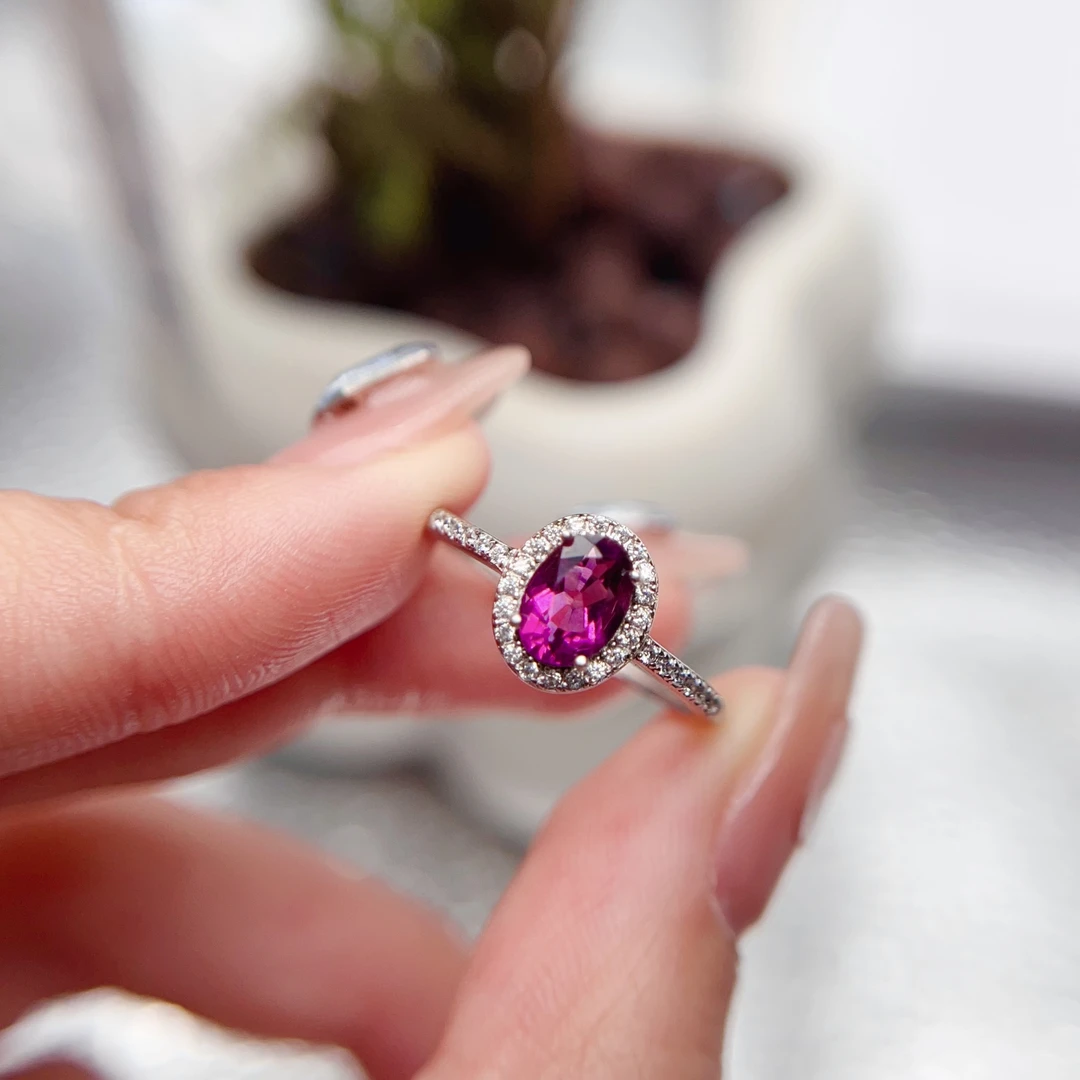 天然石榴石5*7/1ct左右国标通体银S925戒指经典时尚