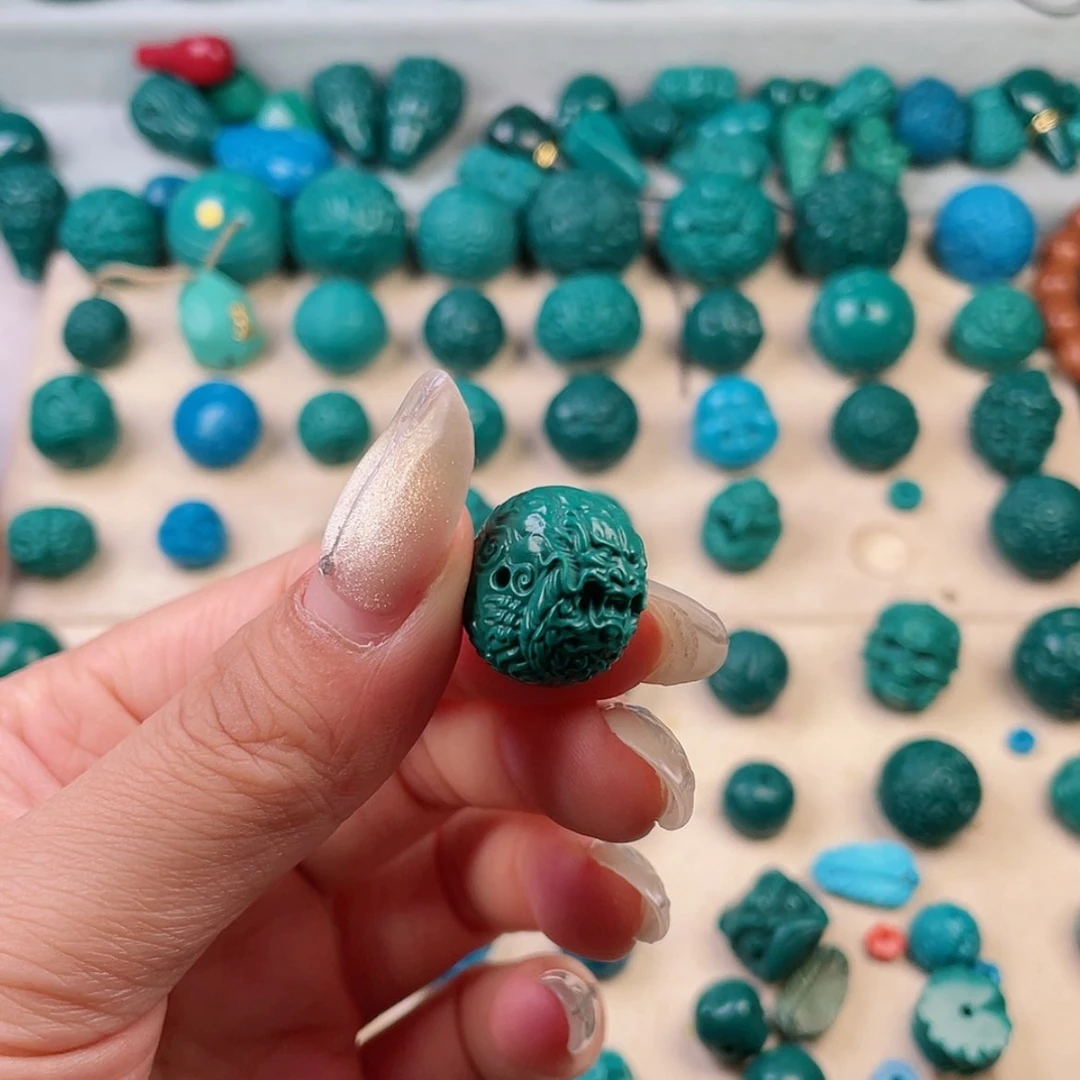 【闪购商品】琉璃颈饰龙扣18尺寸老油绿