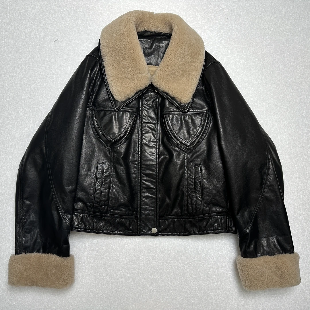 2024新款时尚显瘦简约加绒加厚羊羔毛白鹅绒水晶油蜡牛皮真皮皮衣