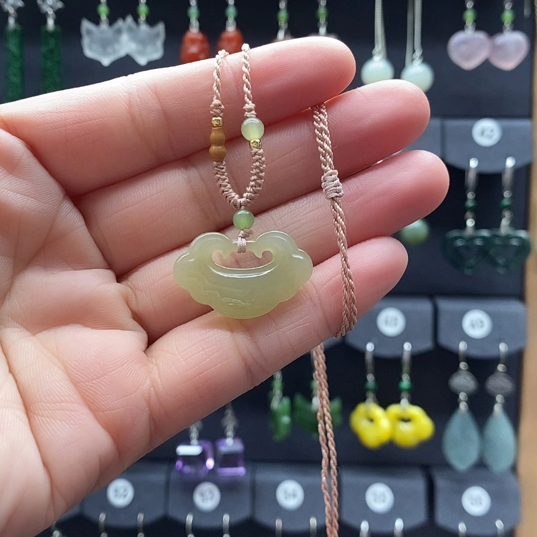 和田玉未镶嵌颈饰天然和田玉吊坠