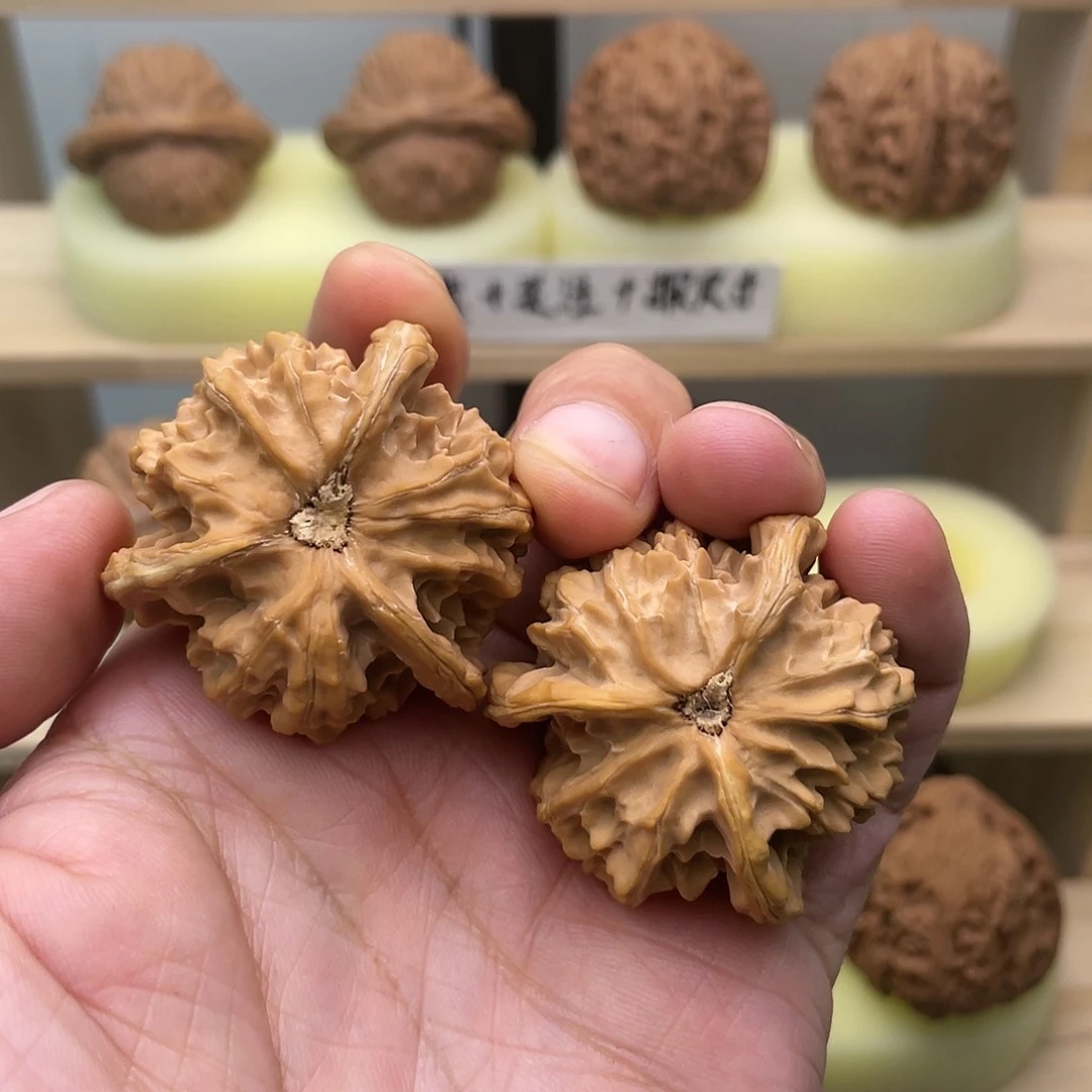 文玩核桃吊坠39三棱