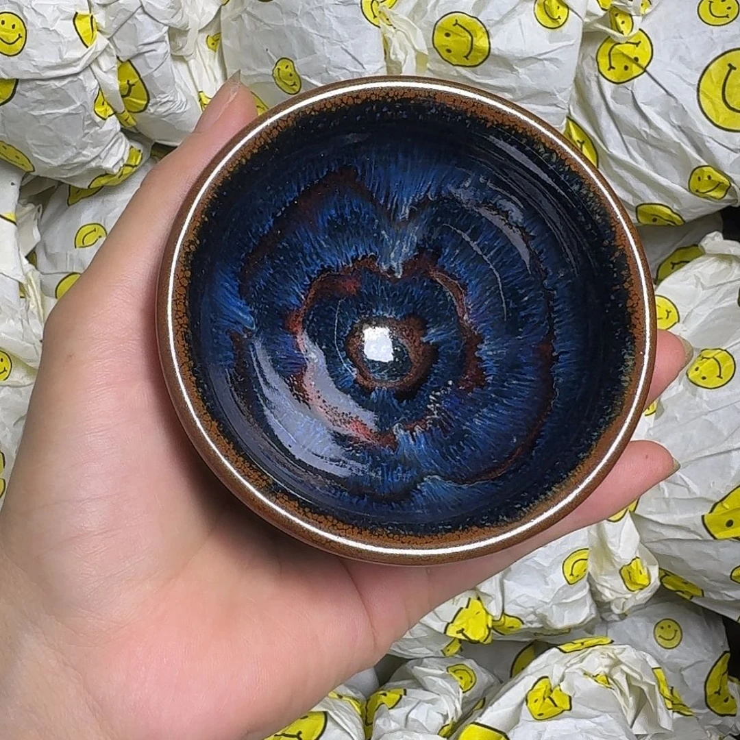 茶盏你的甜在我们身边一直延续
