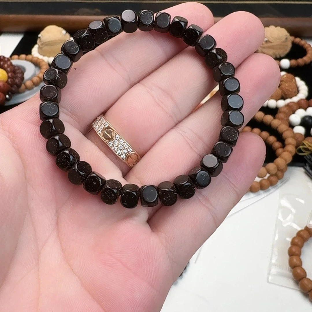 猴头核桃吊坠野地六方