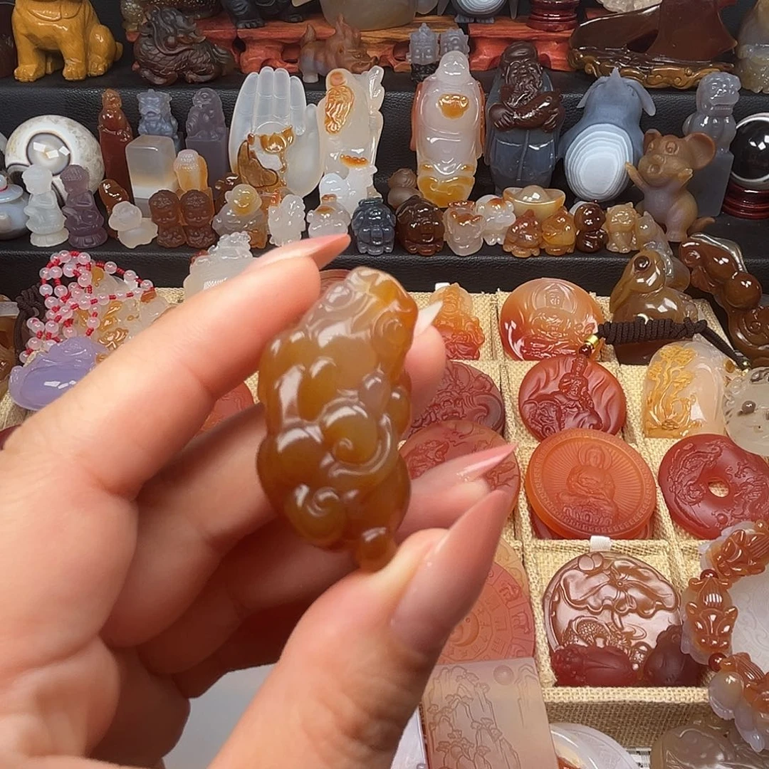 玛瑙/玉髓未镶嵌颈饰