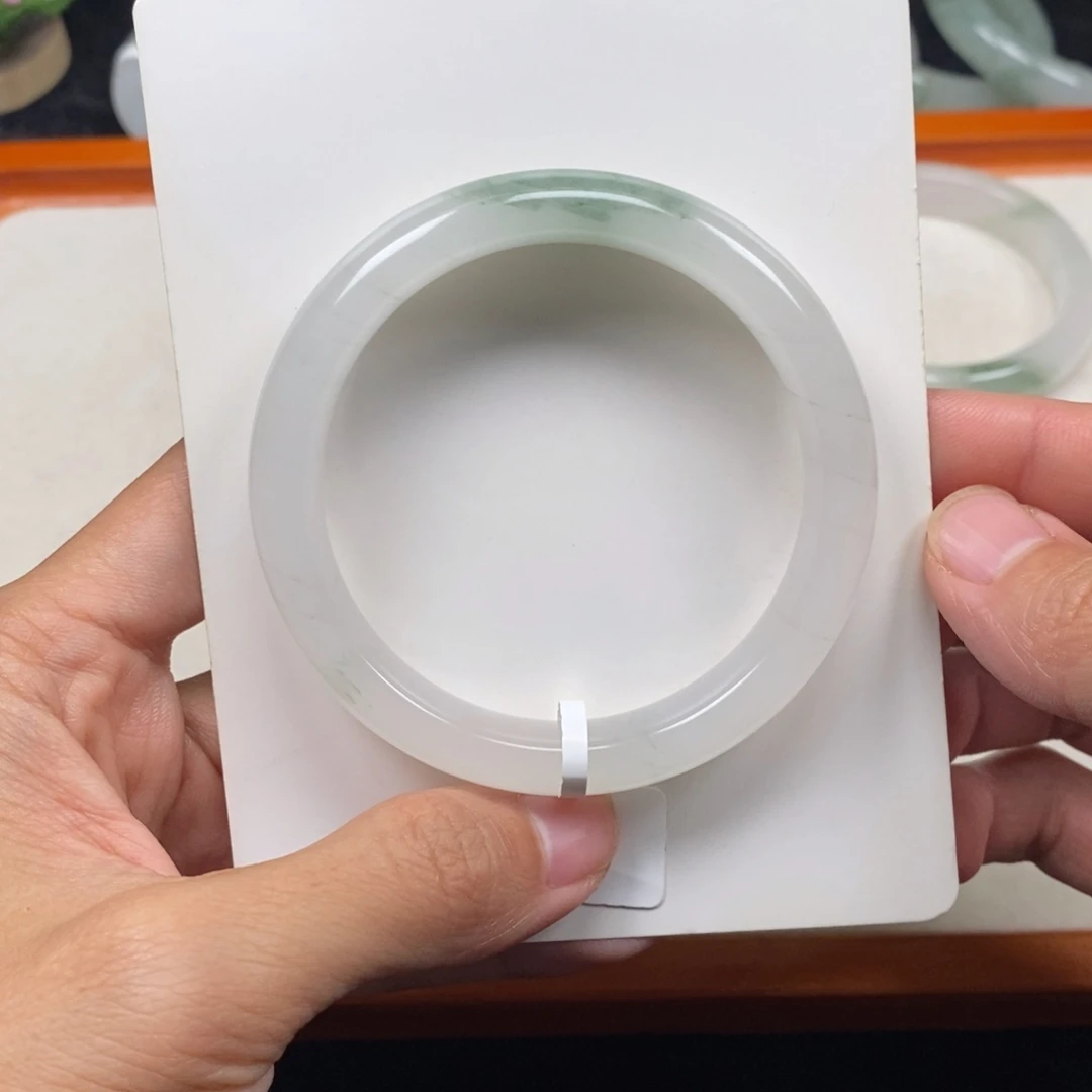 ****未镶嵌57.6石英质玉