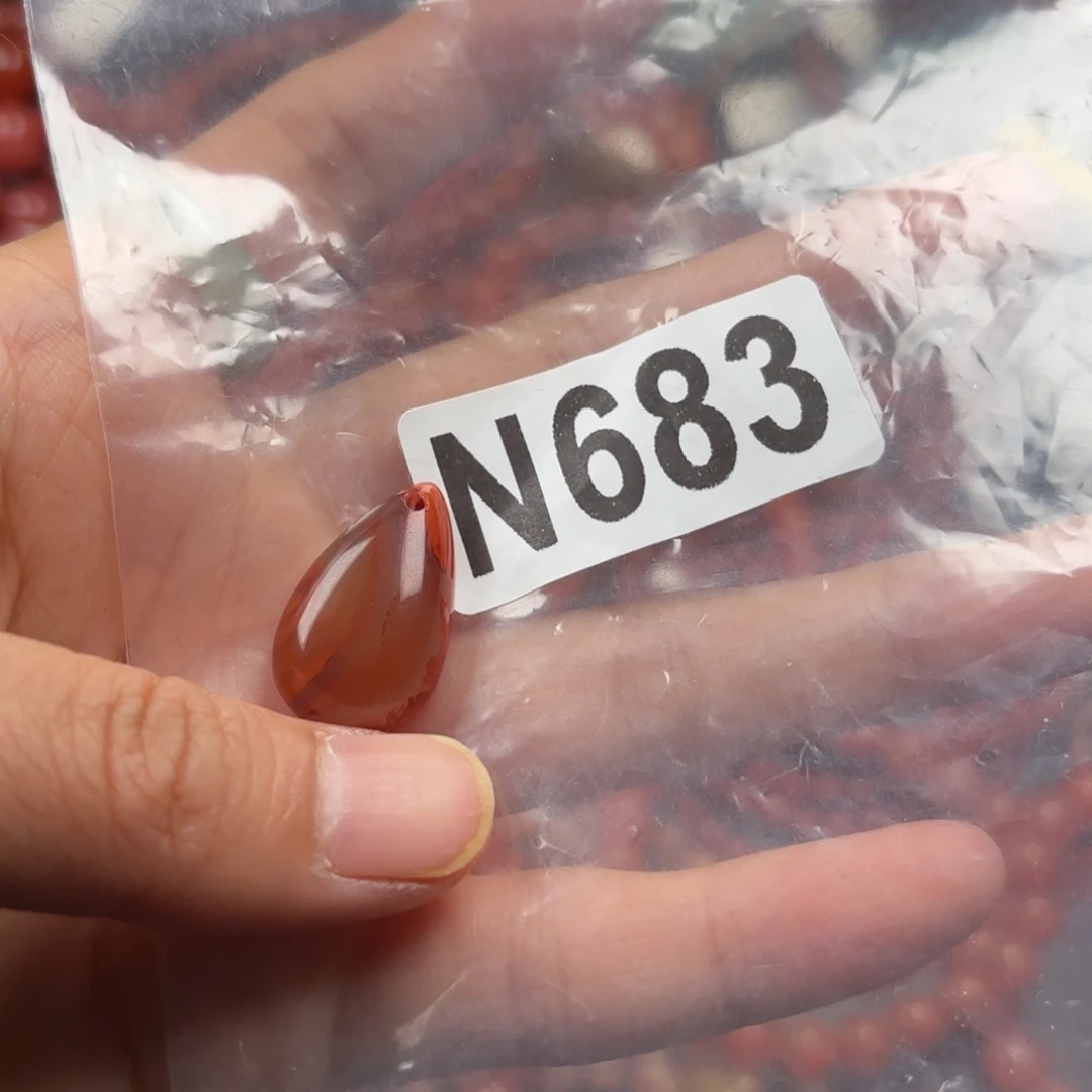 南红玛瑙未镶嵌珠宝奇石