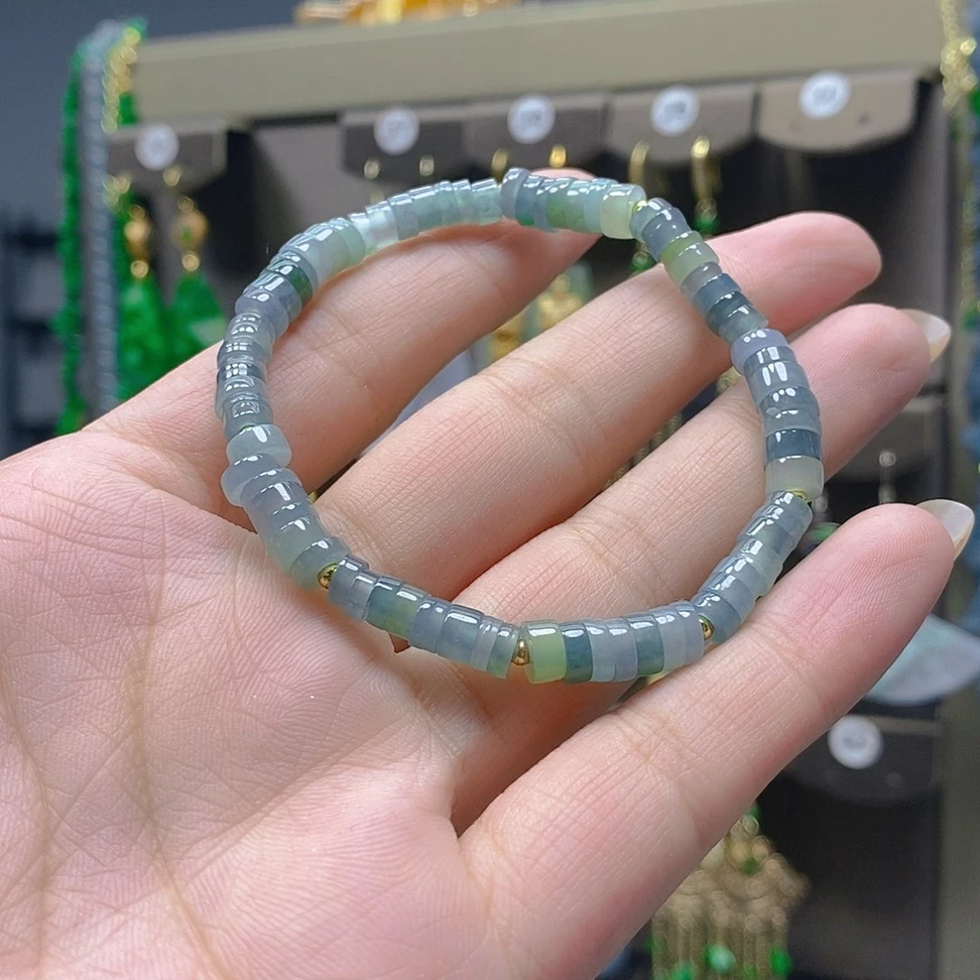 未镶嵌翡翠耳饰翡翠