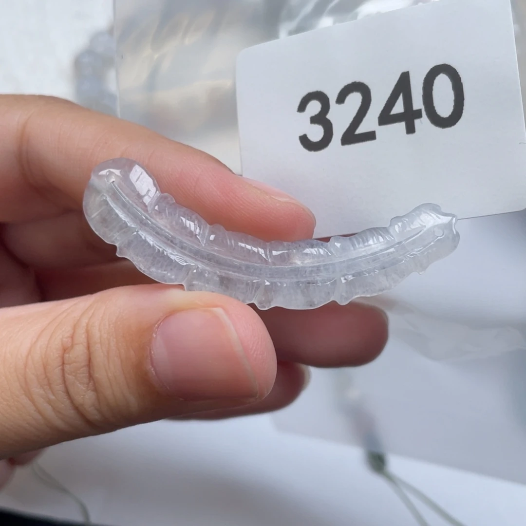 翡翠未镶嵌颈饰天然A货缅甸翡翠