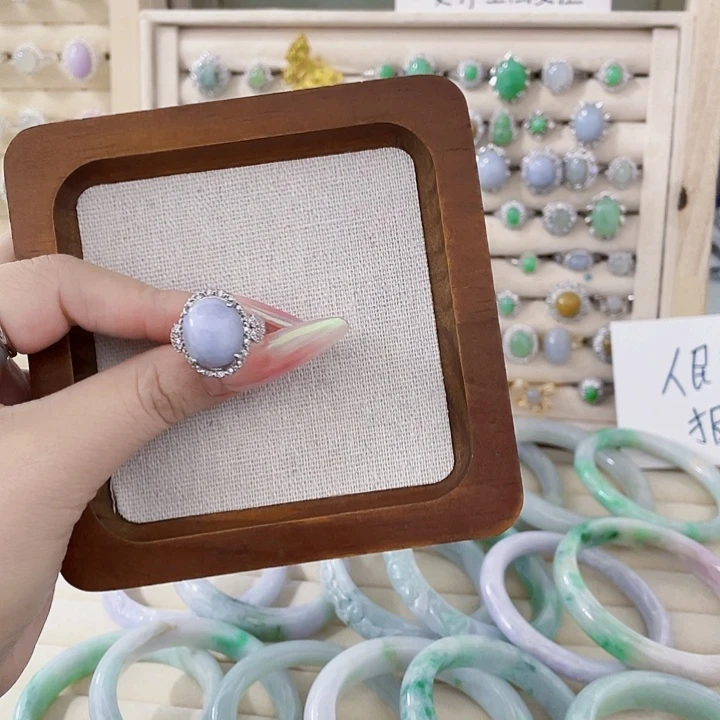 翡翠未镶嵌颈饰天然翡翠Ａ货