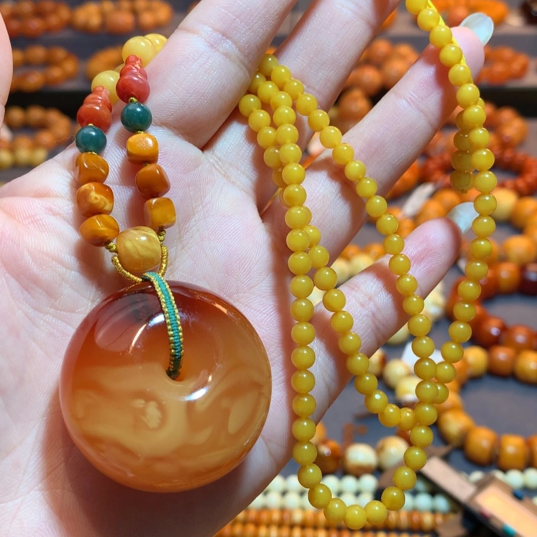 【闪购商品】蜜蜡吊坠(赠链)未镶嵌
