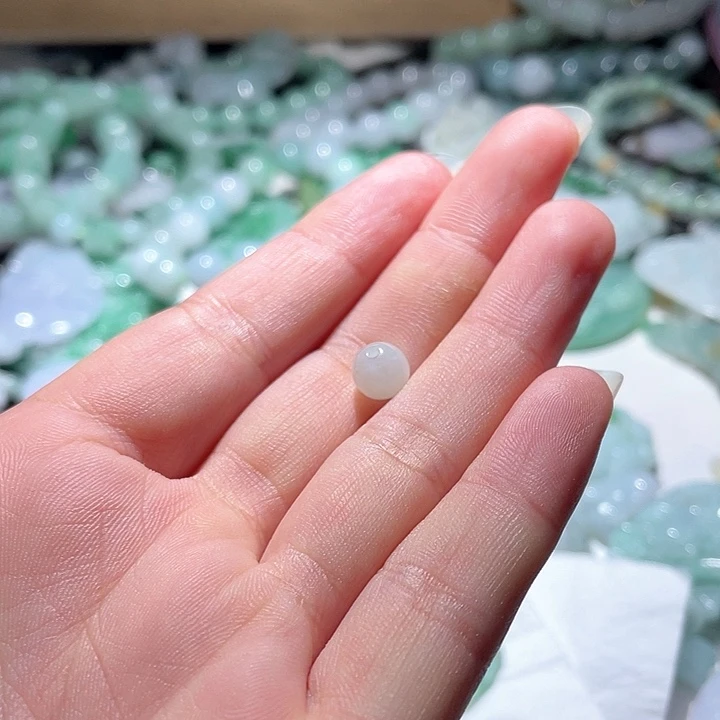 翡翠未镶嵌颈饰珑*天然