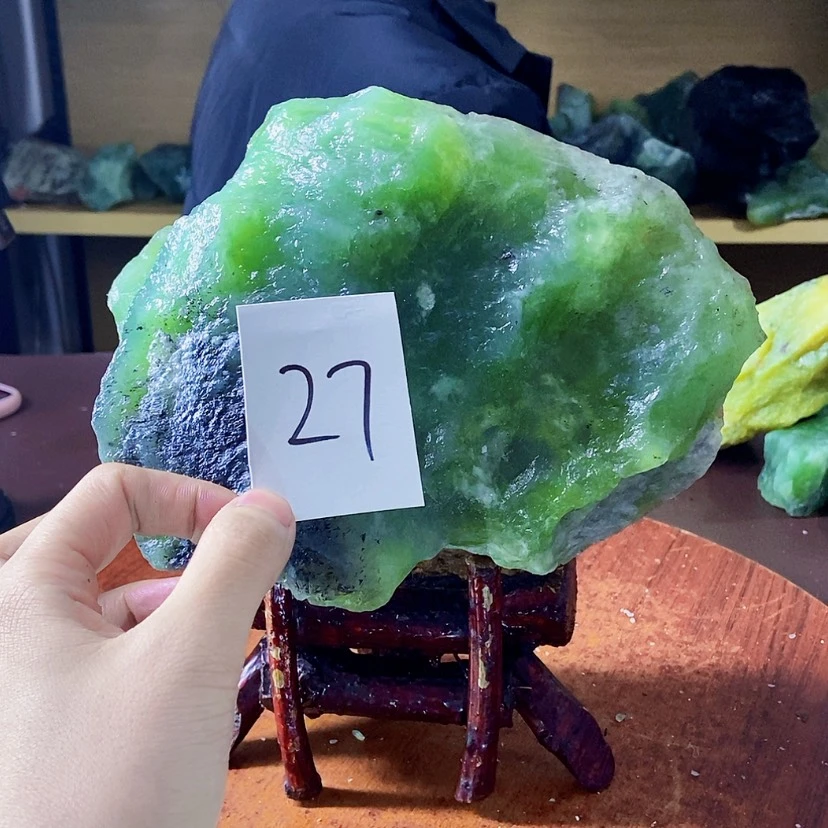 【闪购商品】蛇纹石玉岫玉原石未镶嵌T****y