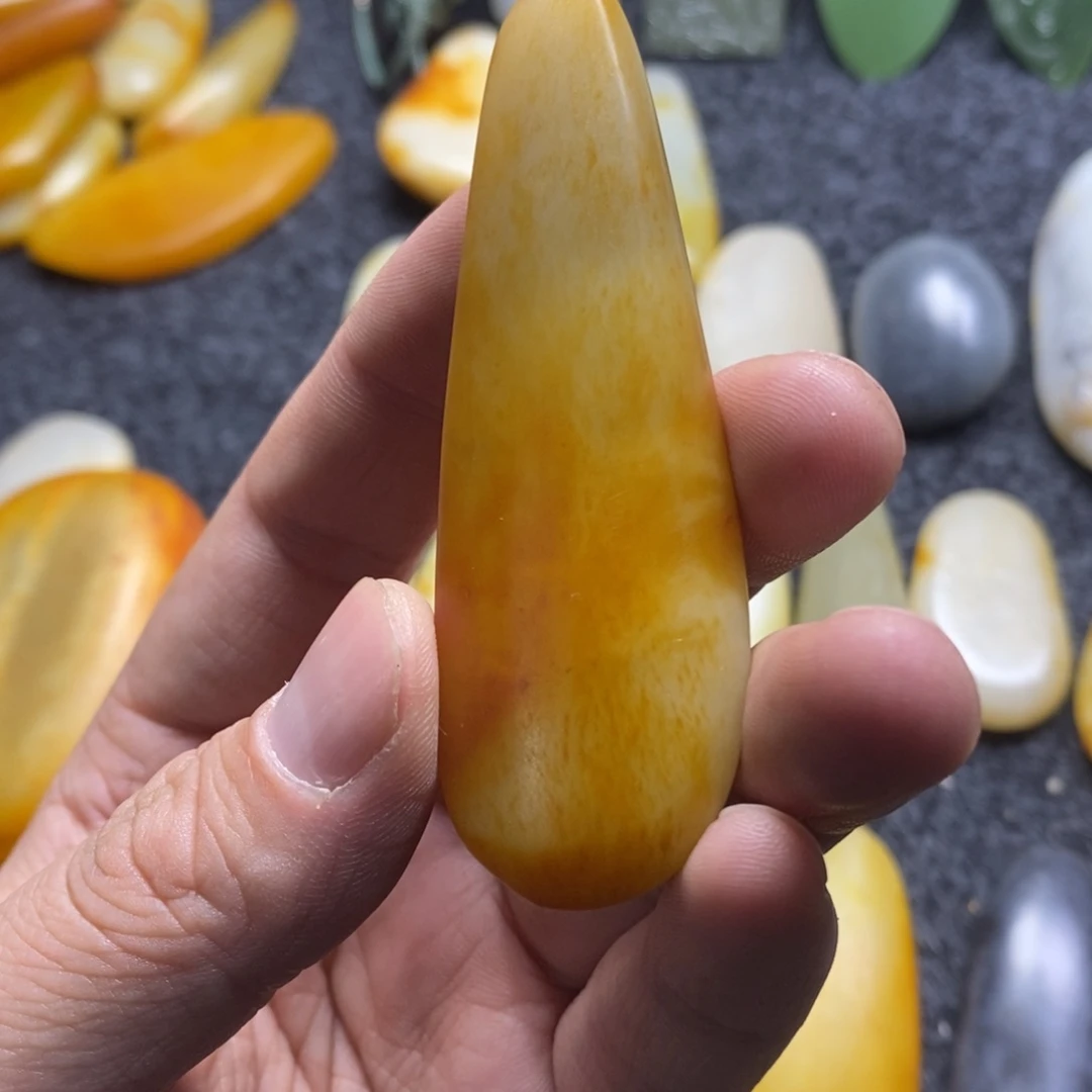 【闪购商品】和田玉颈饰未镶嵌