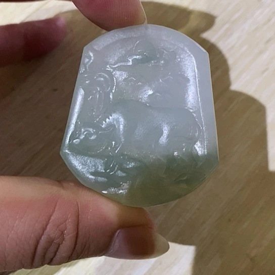 未镶嵌定制翡翠牌子