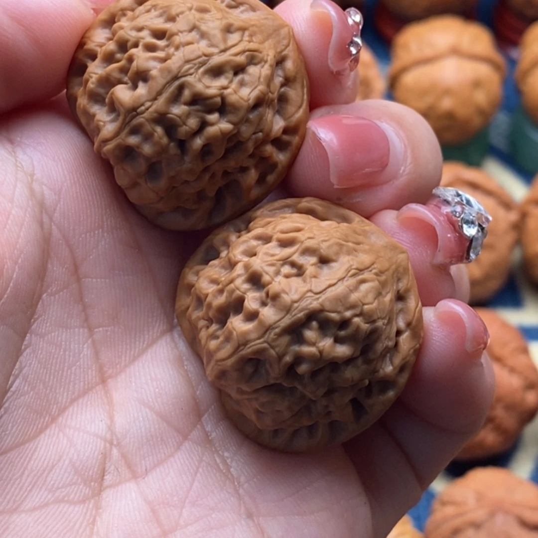 文玩核桃把件H****u精品小手捻