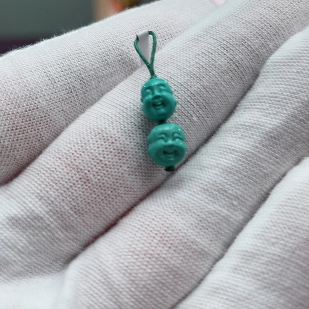 绿松石颈饰未镶嵌