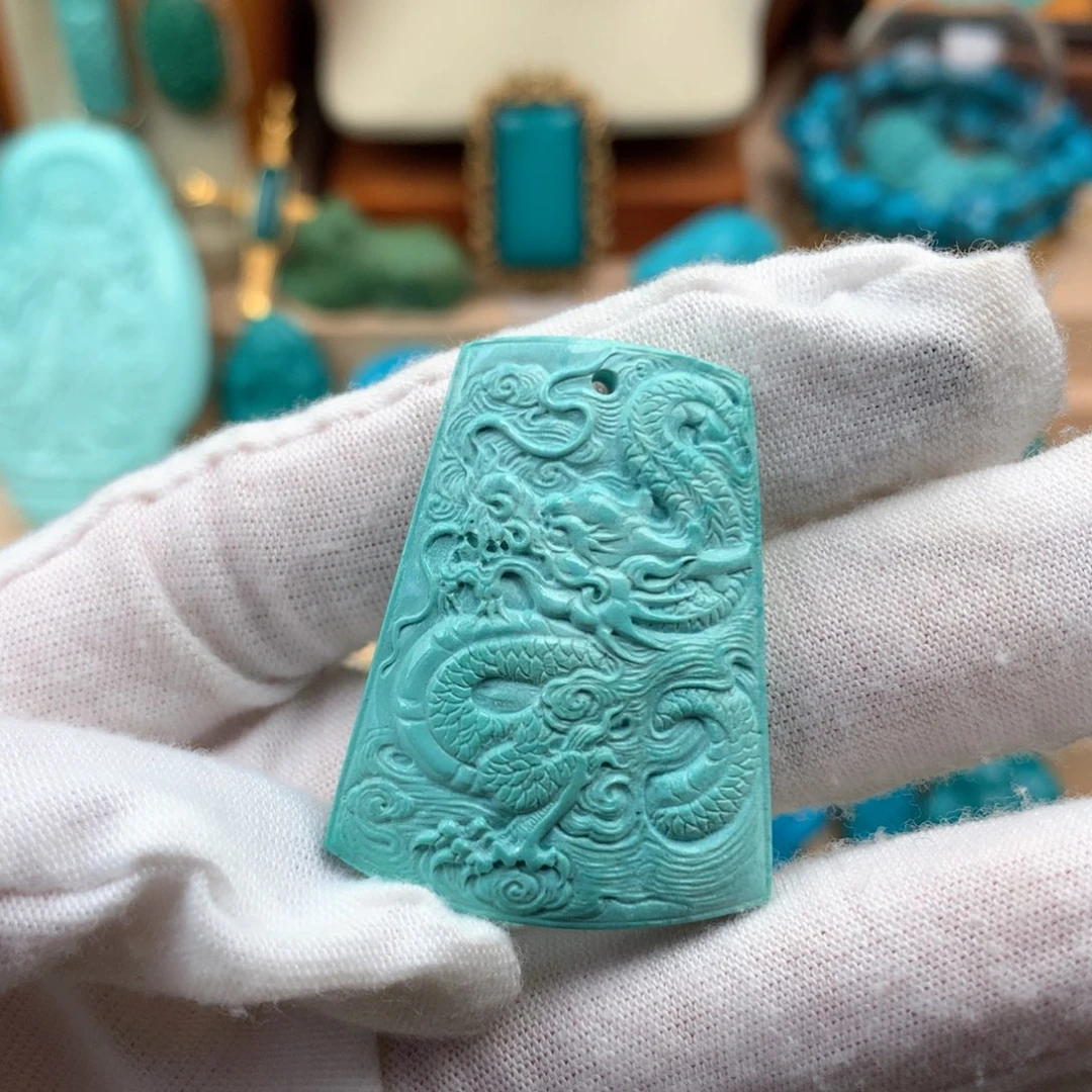 绿松石未镶嵌龙牌