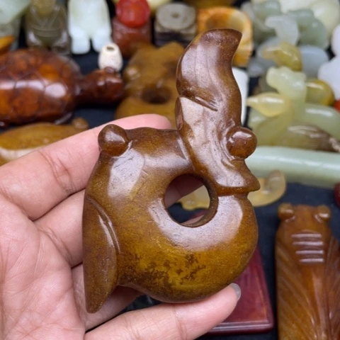 蛇纹石玉未镶嵌颈饰71