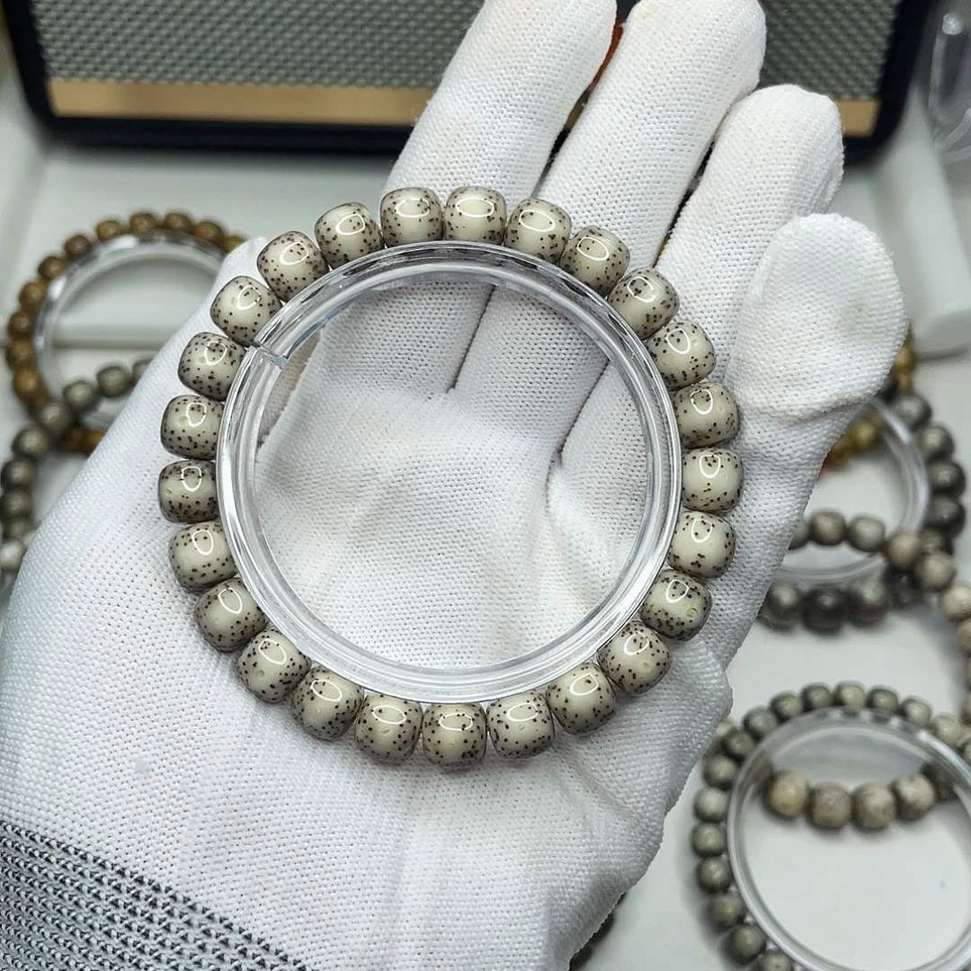 手串星月菩提9mm 灰冰一线天