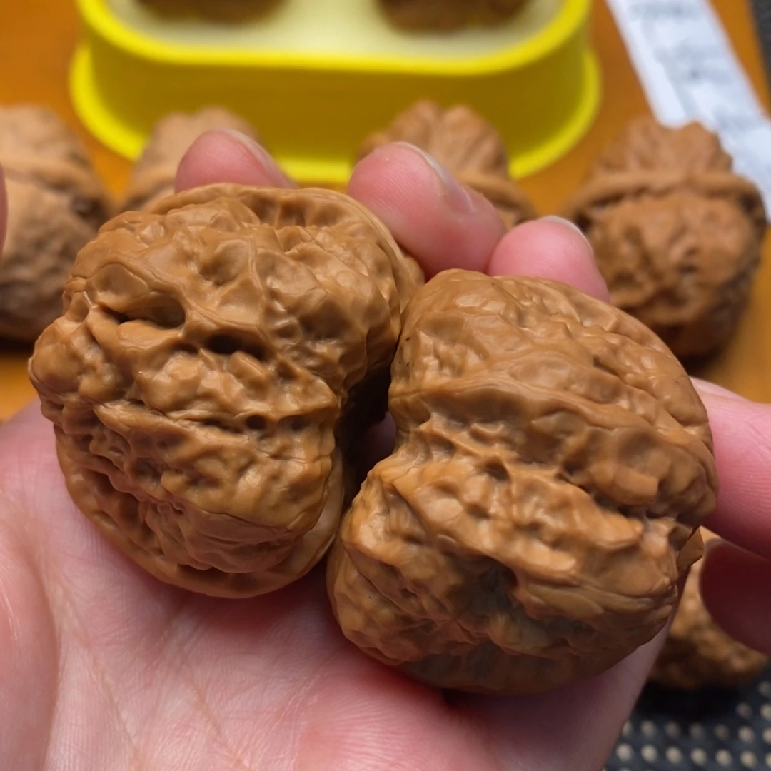 文玩核桃吊坠全品边41左右