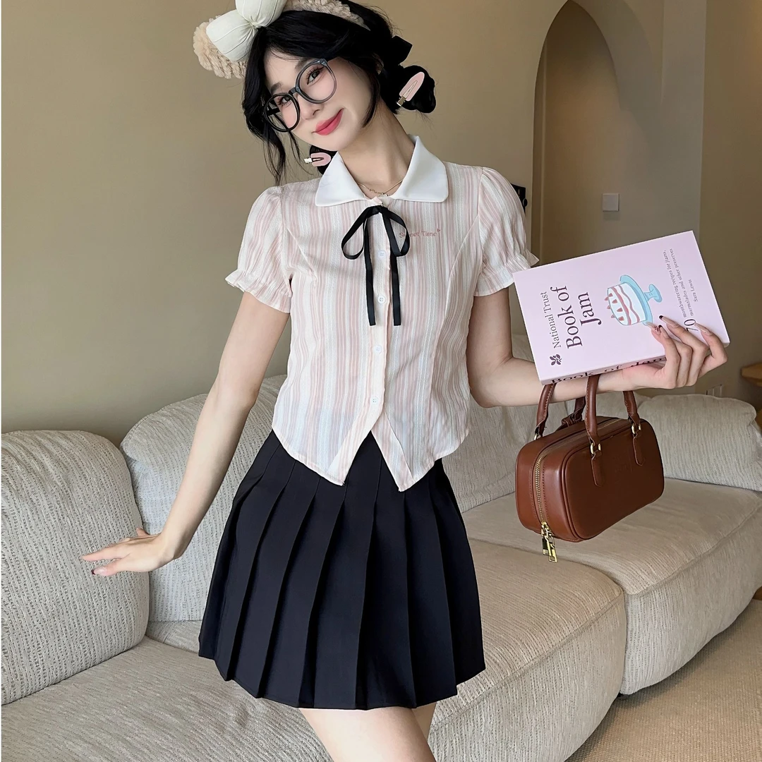 学院风粉娃娃领新款条纹短袖衬衫甜辣收腰显瘦蝴蝶结刺绣上衣套装