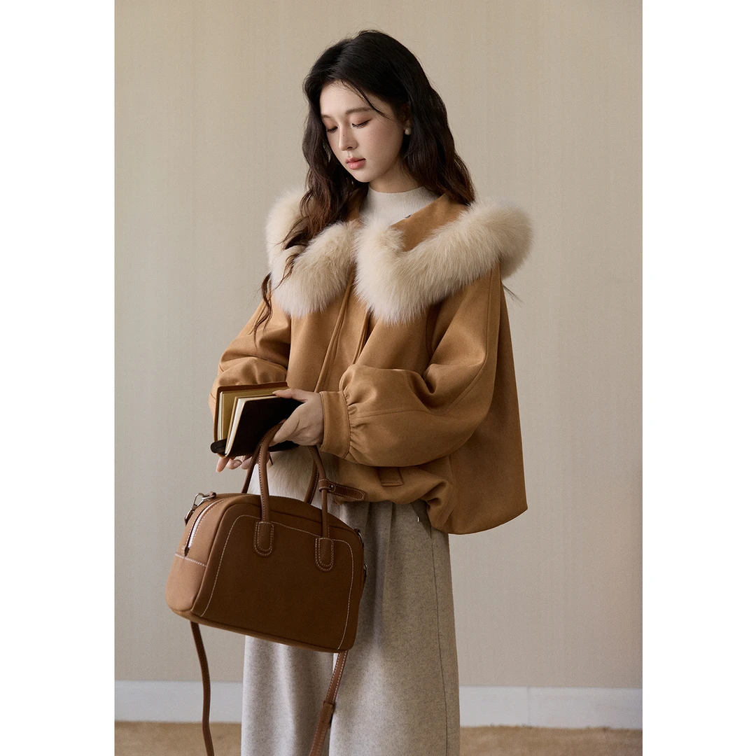 谜秀狐狸毛领羽绒服仿麂皮外套女2025冬季新款高级感减龄保暖加厚