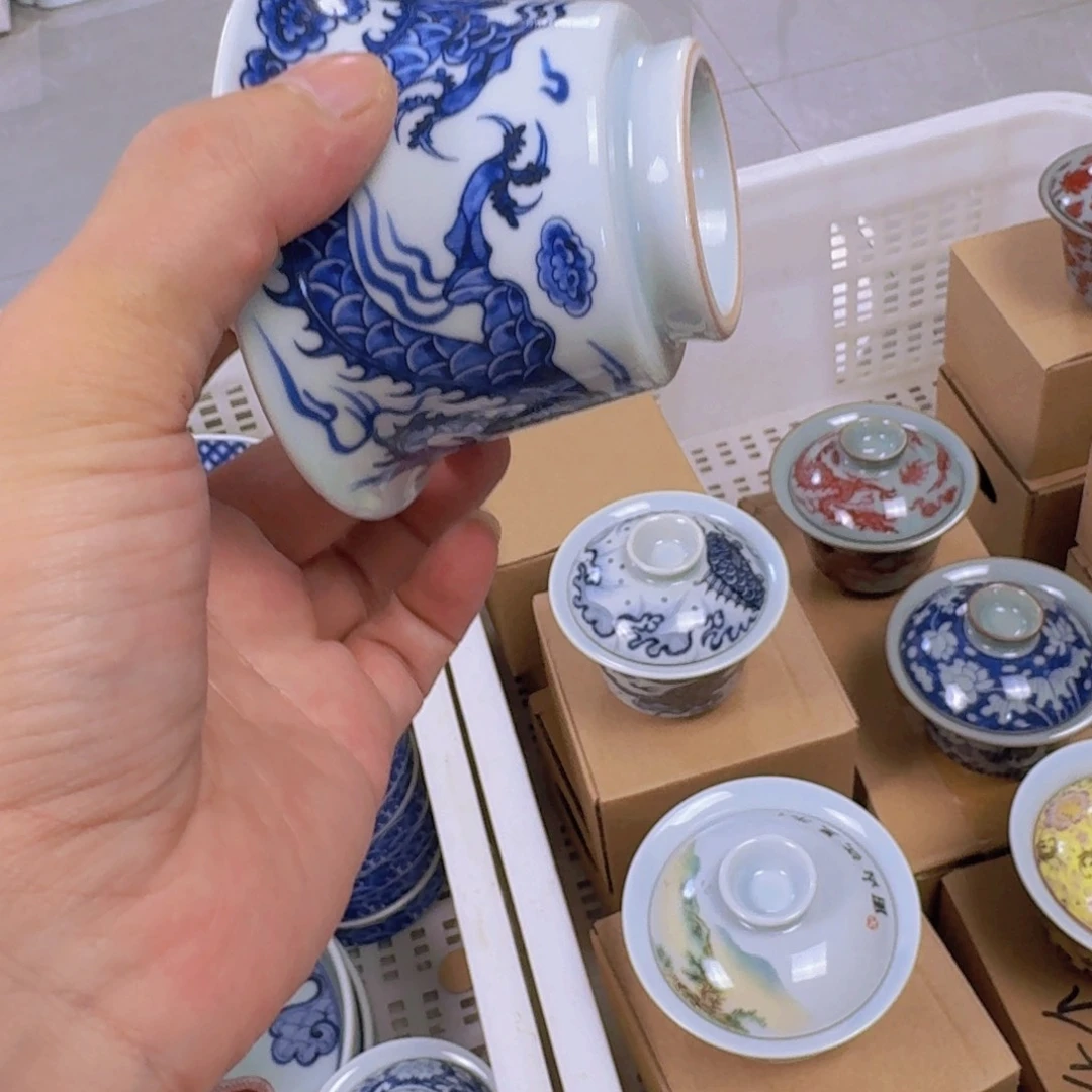 瓷片青花铠甲龙二才马蹄盖碗