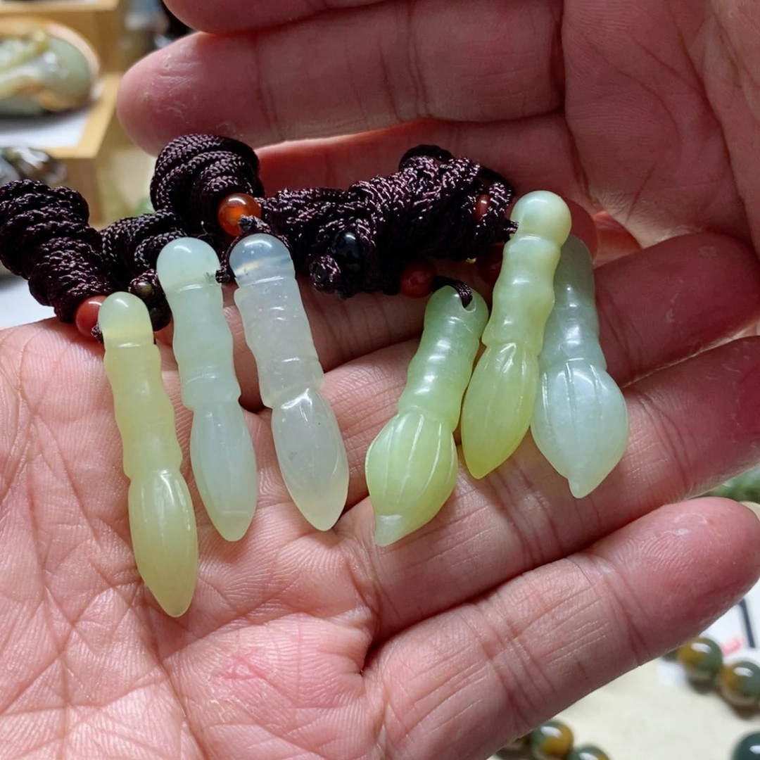 未镶嵌蛇纹石玉项链