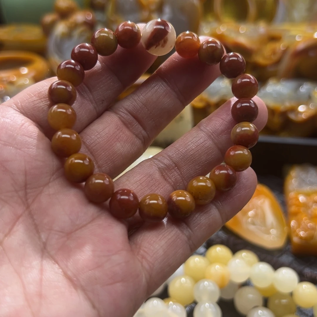 石英质玉未镶嵌颈饰