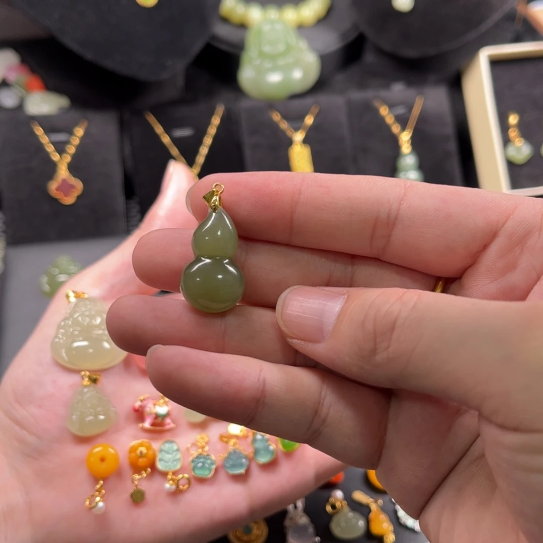 和田玉银S925镶嵌颈饰