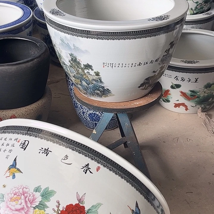 景德镇陶瓷鱼缸艺术