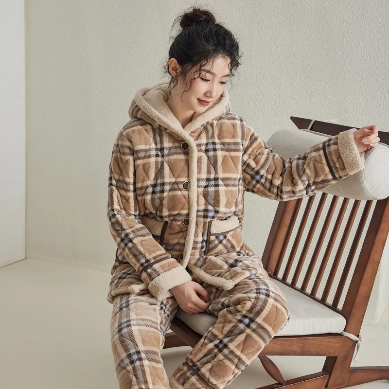 芬腾三层加厚夹棉睡衣女士冬款可外穿拉链连帽冬季珊瑚绒保暖套装