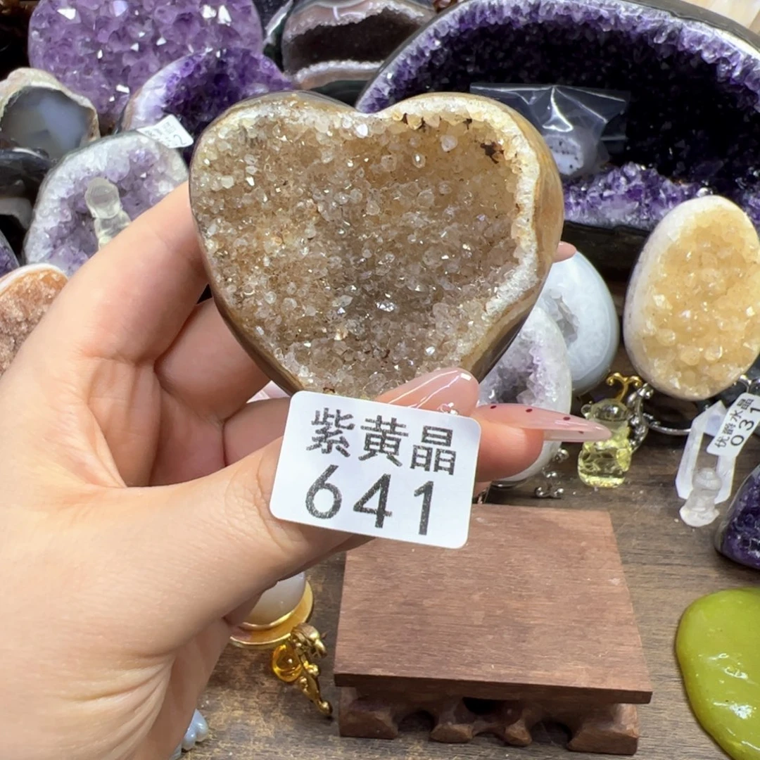 未镶嵌珠宝半成品水晶641