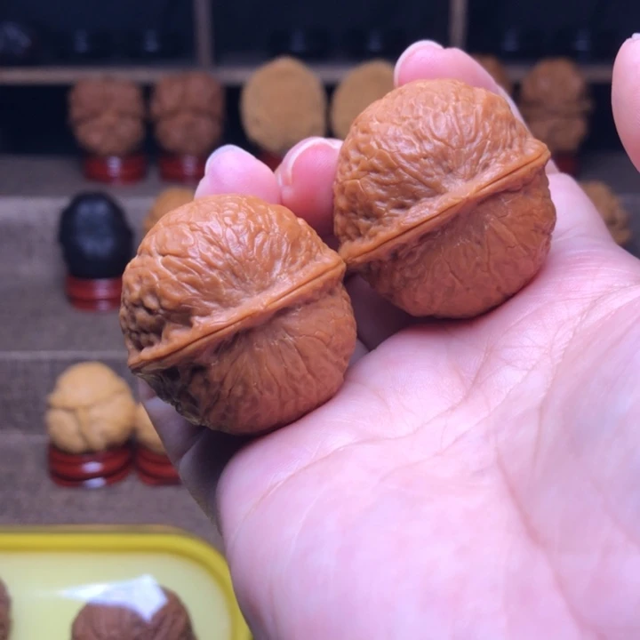 把件橄榄核79红皮蛇皮球35尺