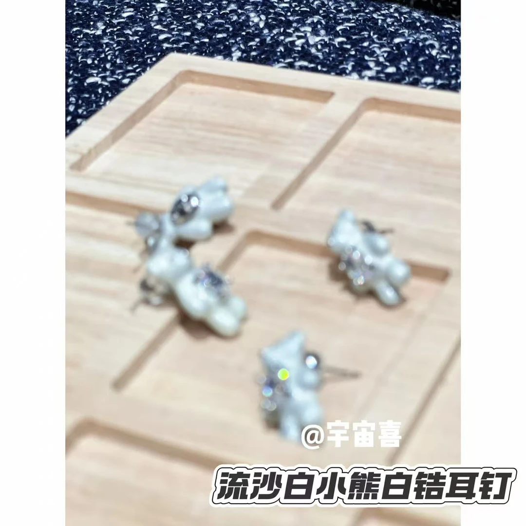 铜合金锆石耳饰  L3-078【流沙迷你金属白锆立体小熊耳钉】