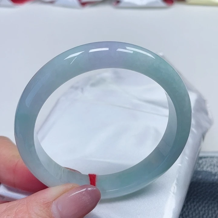 翡翠手镯未镶嵌缅甸翡翠