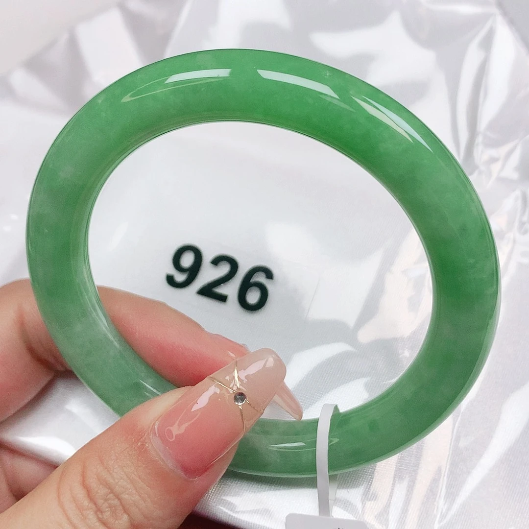 翡翠手镯未镶嵌抖音926