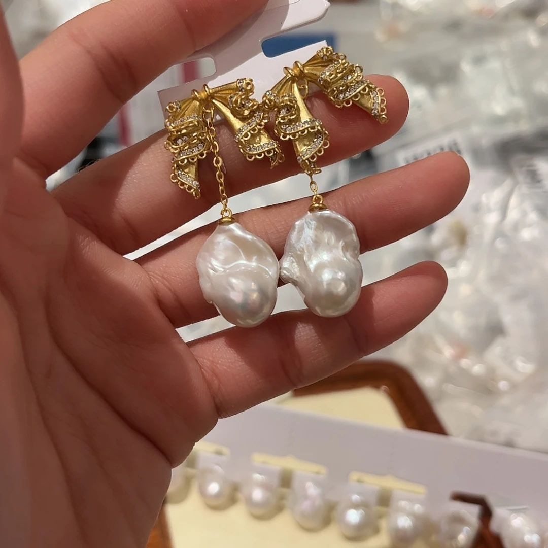 淡水珍珠耳饰合金