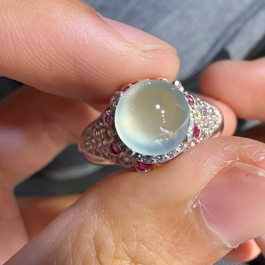 翡翠未镶嵌戒指翡翠