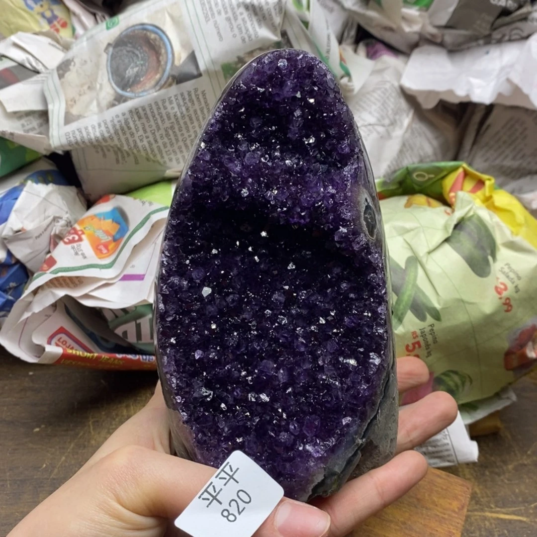 紫晶乌拉圭未镶嵌