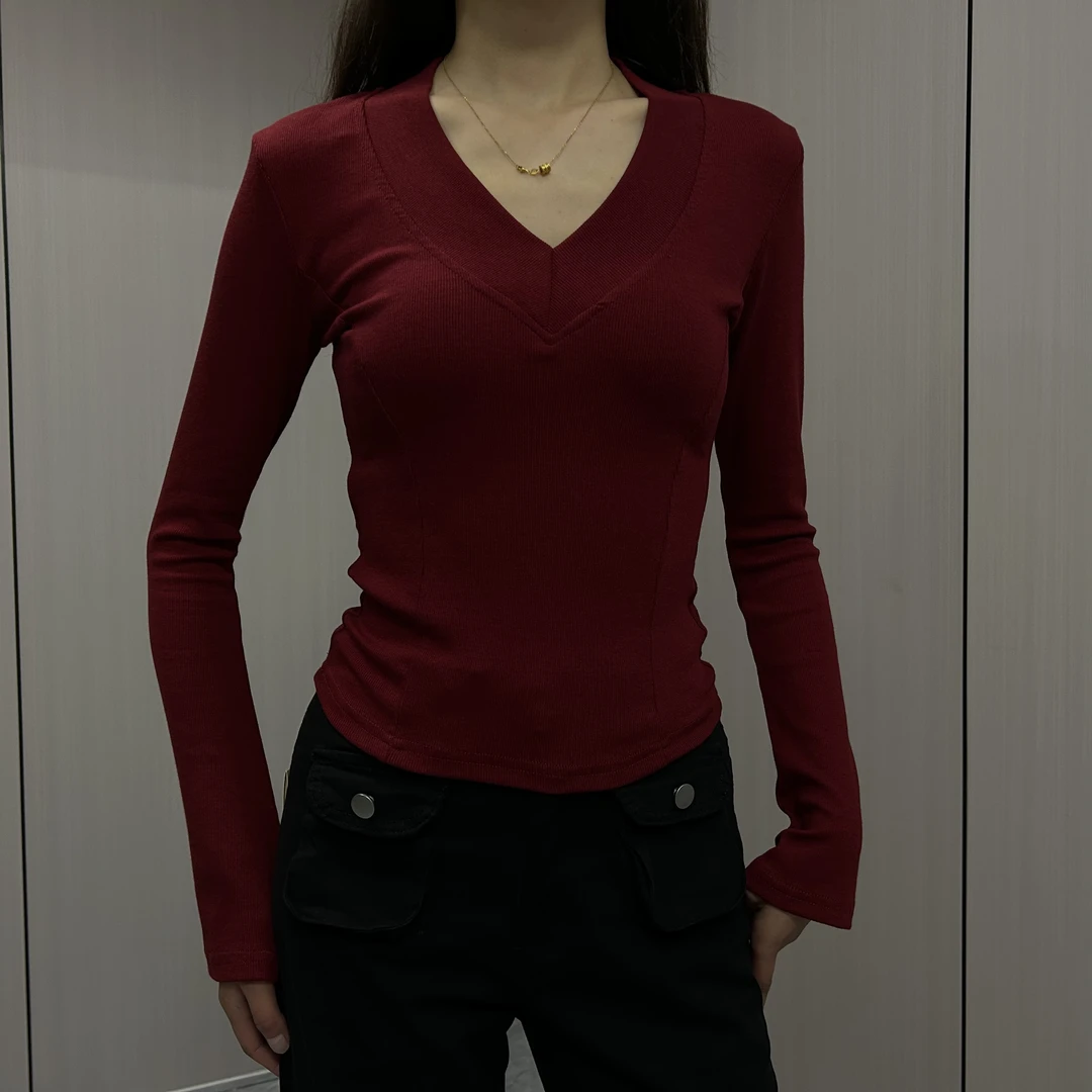 BERY服饰  V领长袖轻熟风打底衫打底美式衫洋气气质-----2510