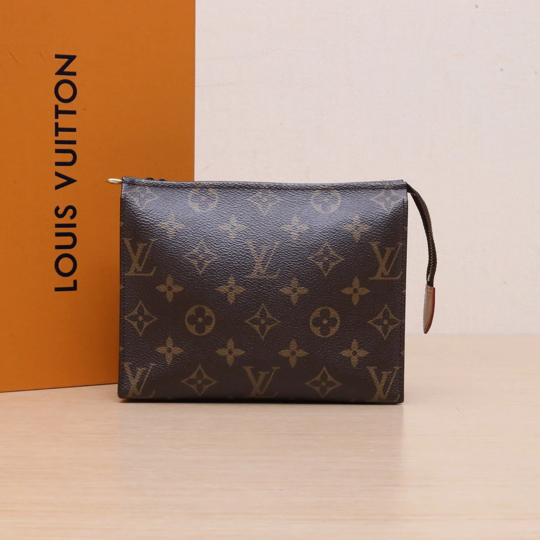 95新 LouisVuitton/路易威登 小花Jerry活动19号洗漱包 老花