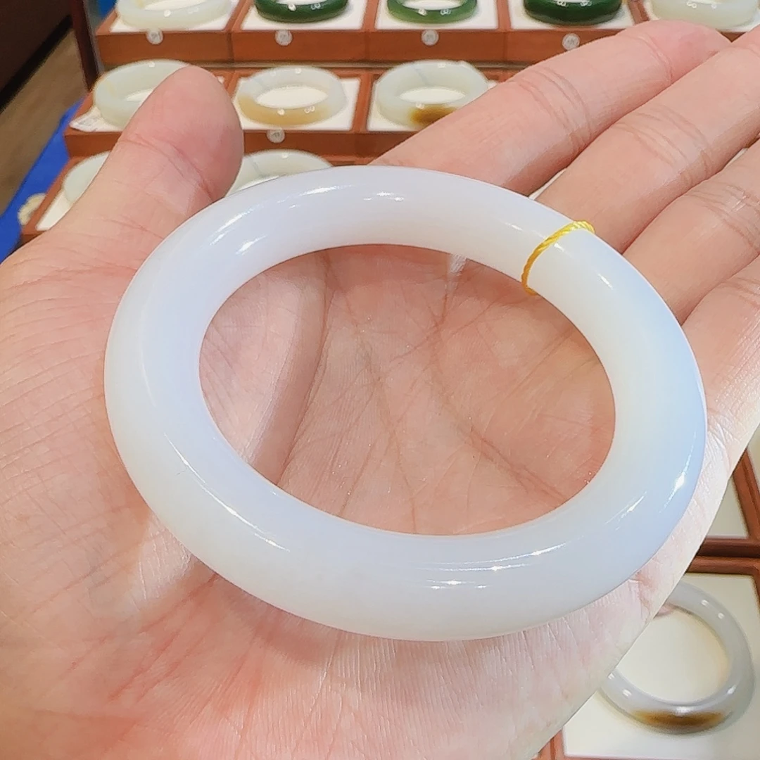 和田玉未镶嵌手镯胖圆一级白羊脂56 57 58