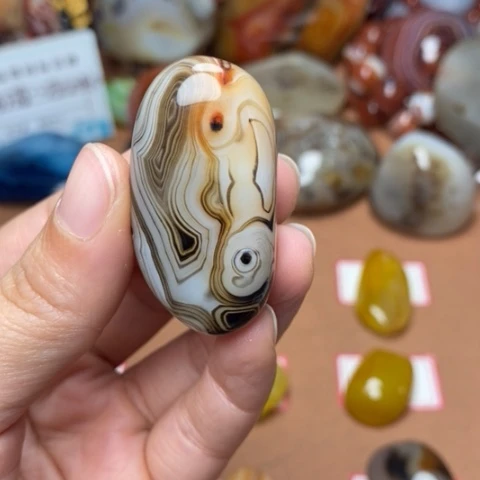未镶嵌玛瑙/玉髓珠宝奇石加*打孔不退不换