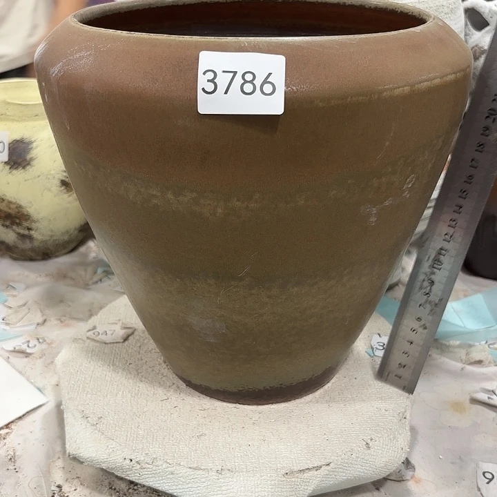 摆件高25，口20.5，3786，无孔