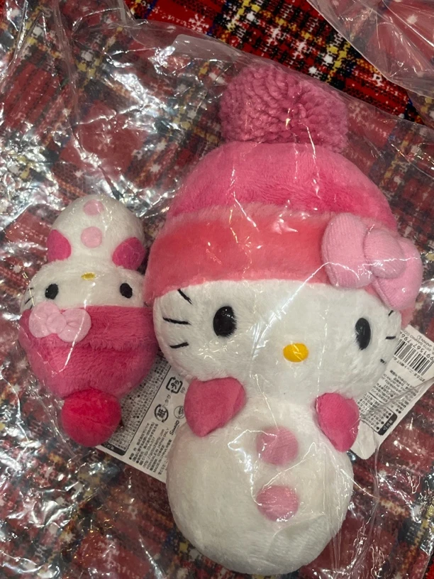 露露专拍粉色圣诞雪人kitty挂件/公仔