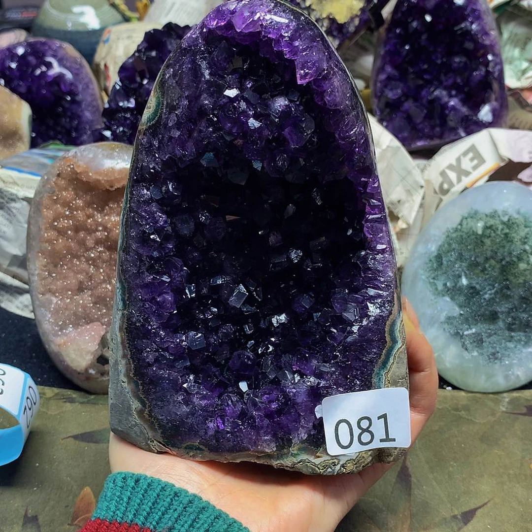 紫晶大型摆件（非配饰）未镶嵌C**冻